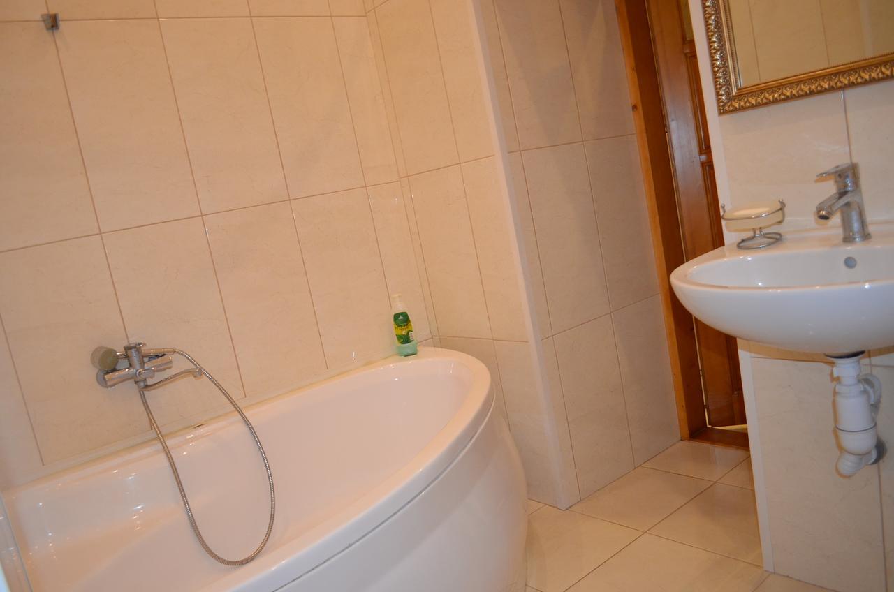 Apartmán Stepana Bandery Str. 19 Lvov Exteriér fotografie